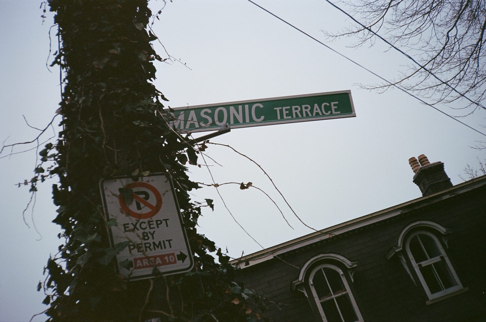 Masonic Terrace street sign